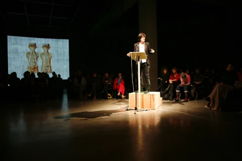 Christa-Holka-TATEMODERN-Charming-2Feb13-0085